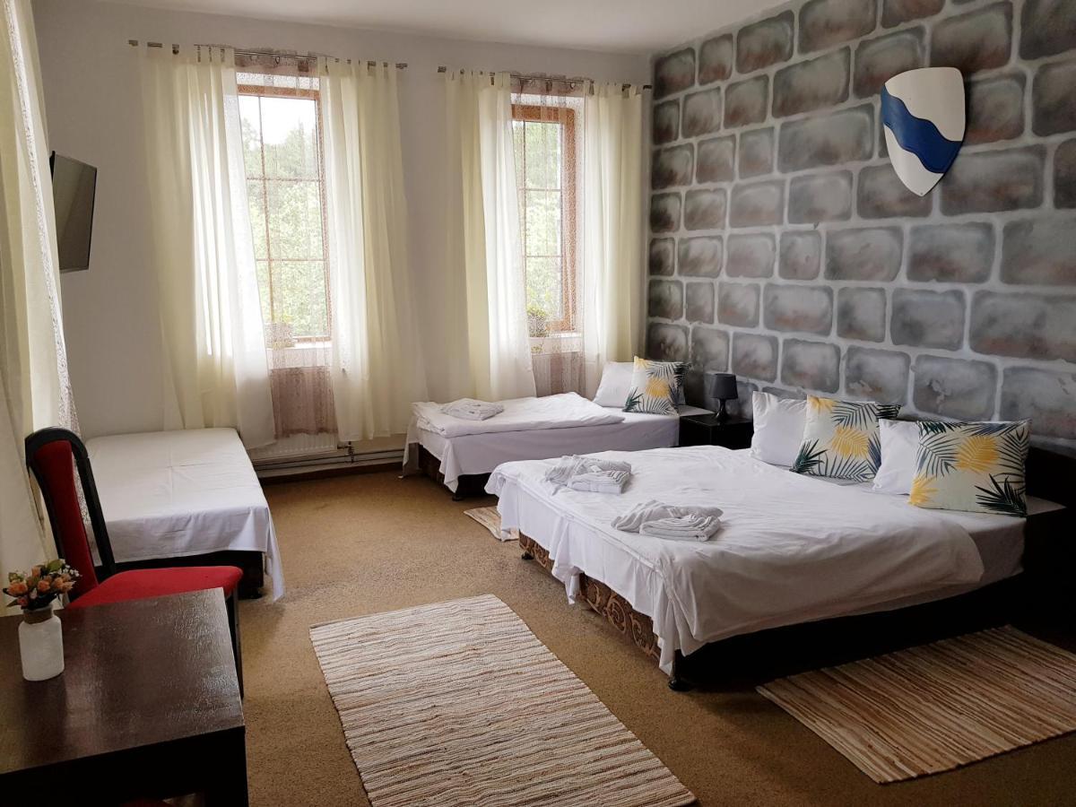 Hotel Camelot Tisá Εξωτερικό φωτογραφία