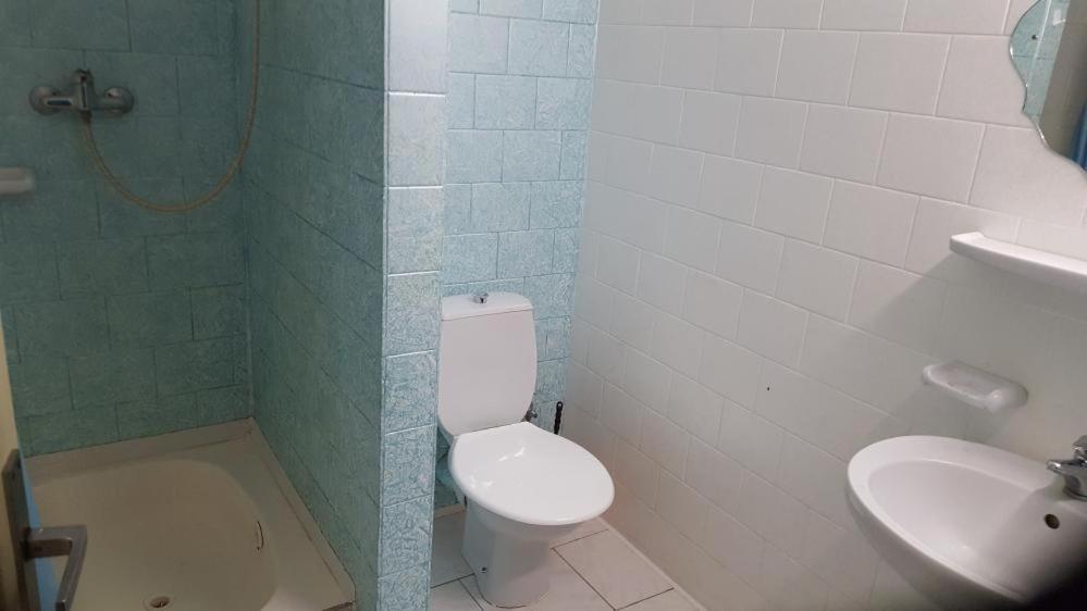 Hotel Camelot Tisá Εξωτερικό φωτογραφία